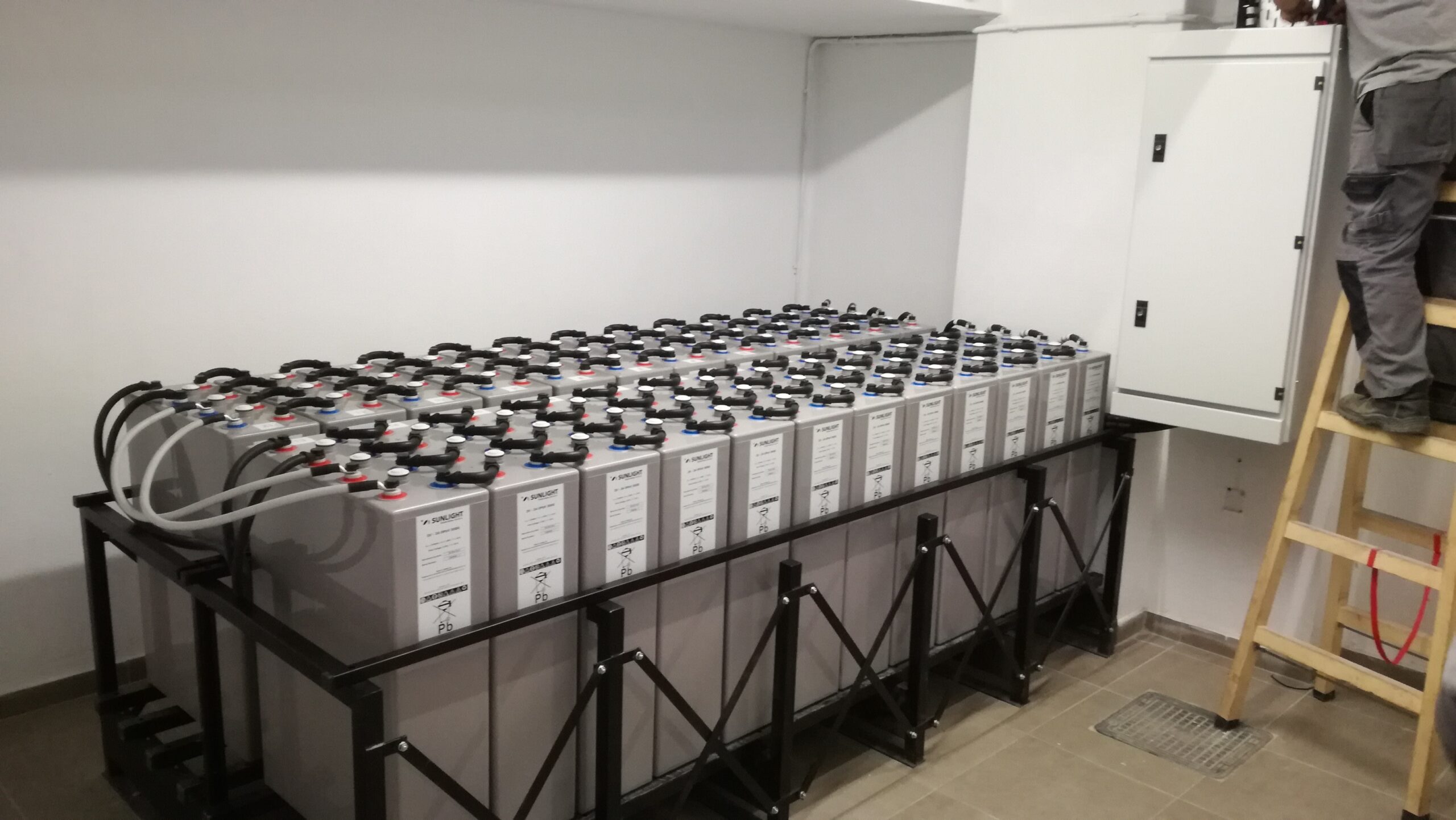 Προμήθεια, Αντικατάσταση και Συντήρηση Μπατατιών